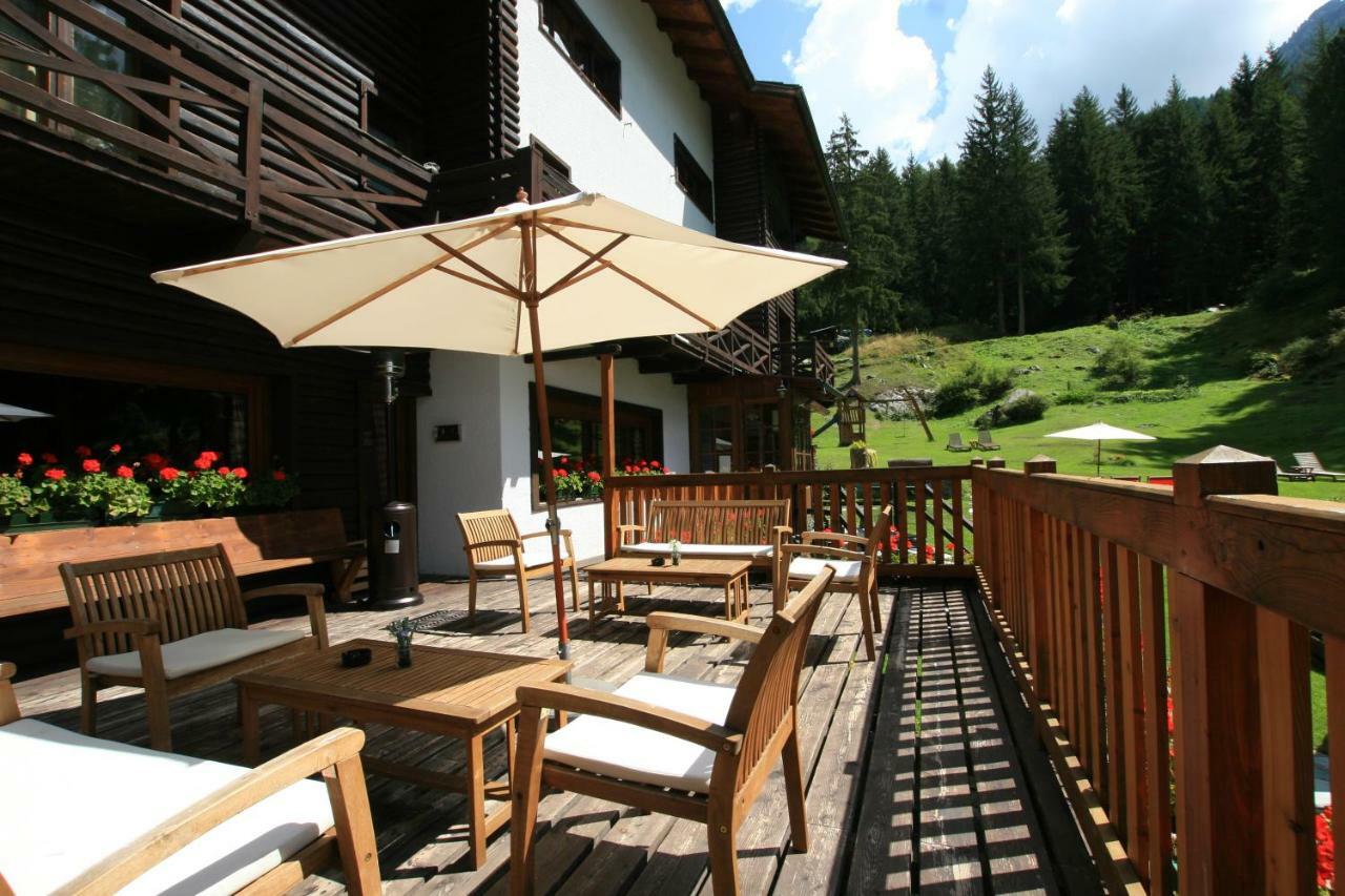 Albergo Villa Anna Maria Champoluc Exterior foto