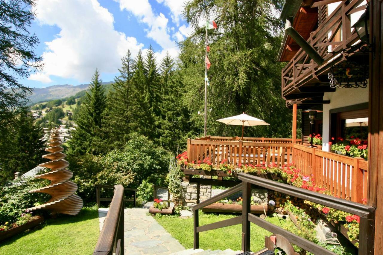 Albergo Villa Anna Maria Champoluc Exterior foto